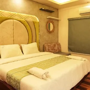 https://victoria-houseboats.hotels-alappuzha.com